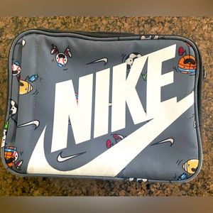 Nike Lunchbox